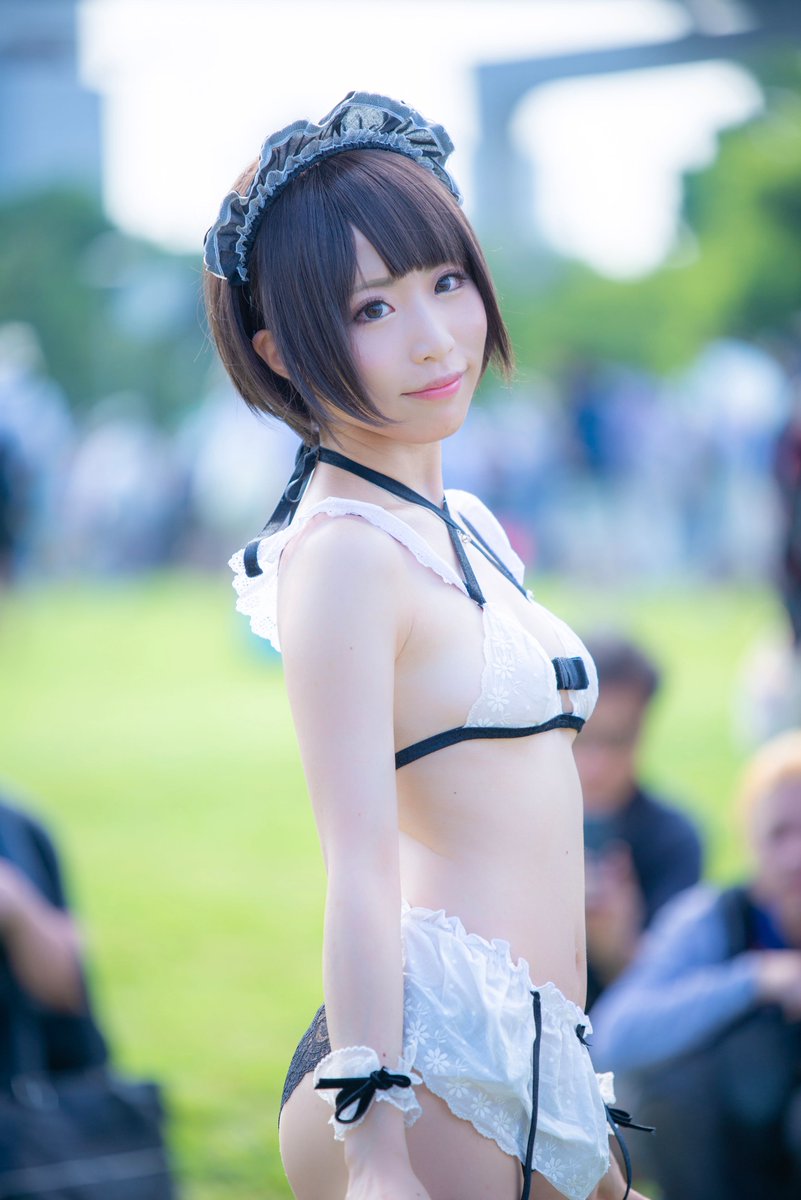 女仆 1