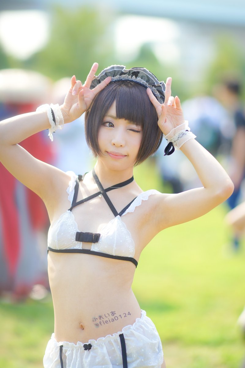 女仆 1