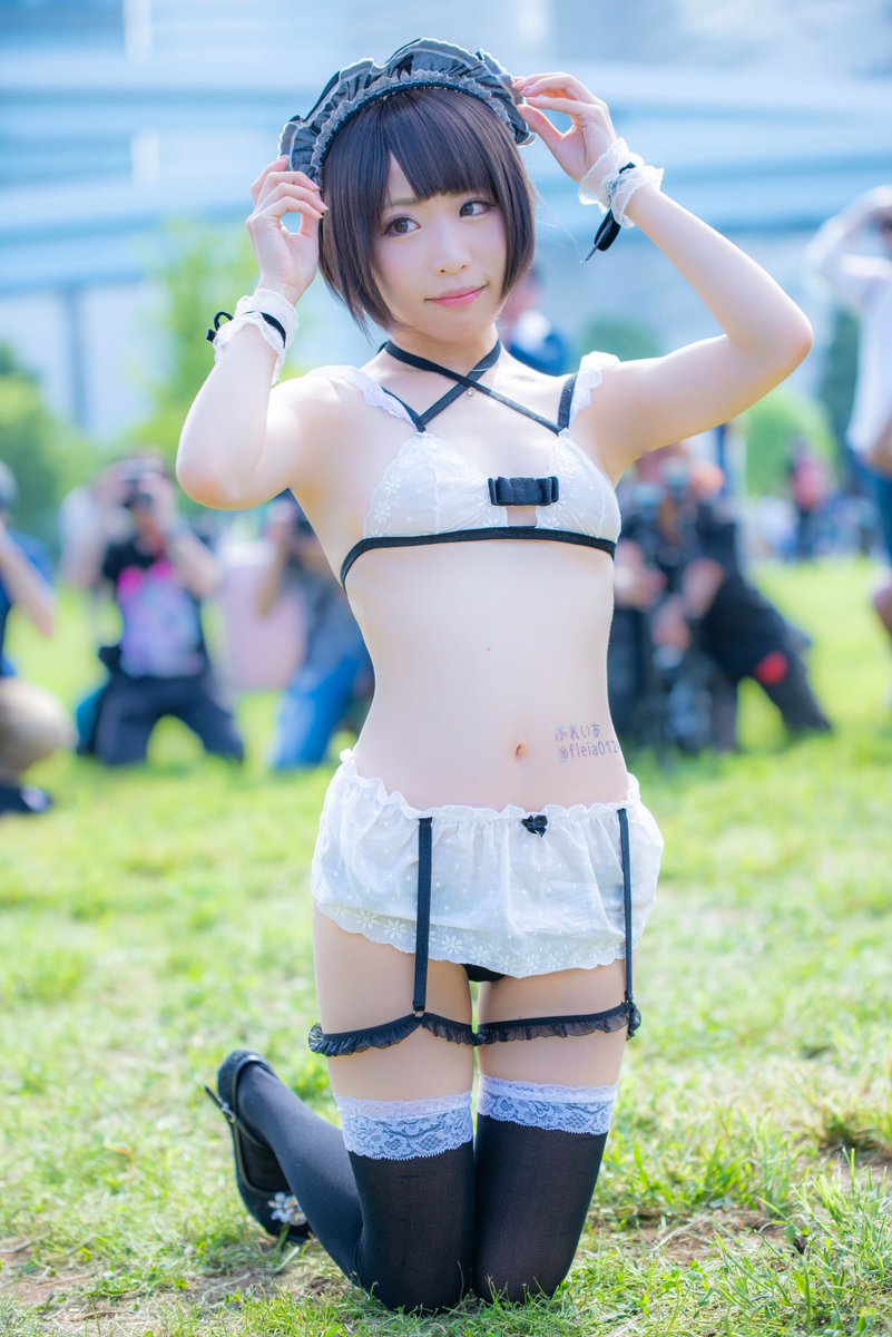 女仆 1