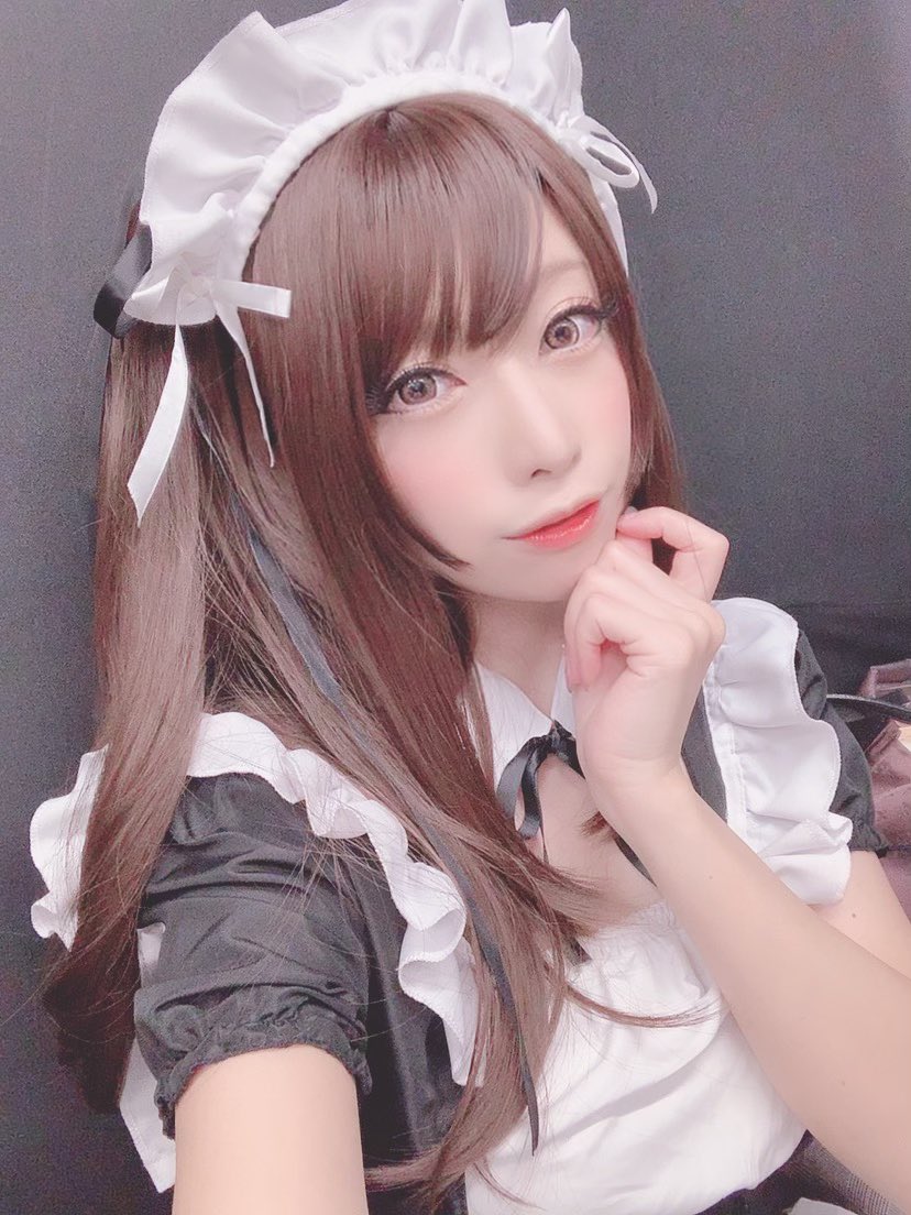 enako 4