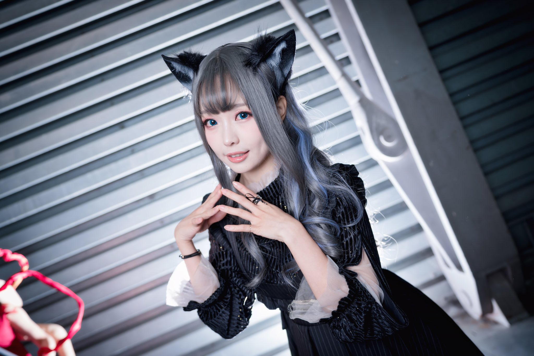 enako 7