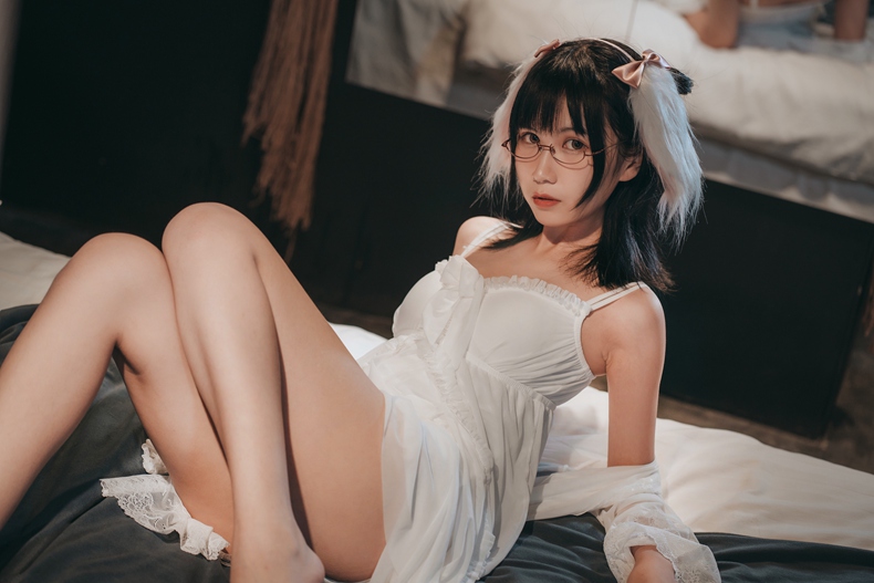 逐月SU 3
