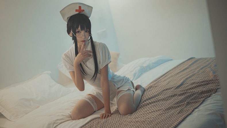 逐月SU 3