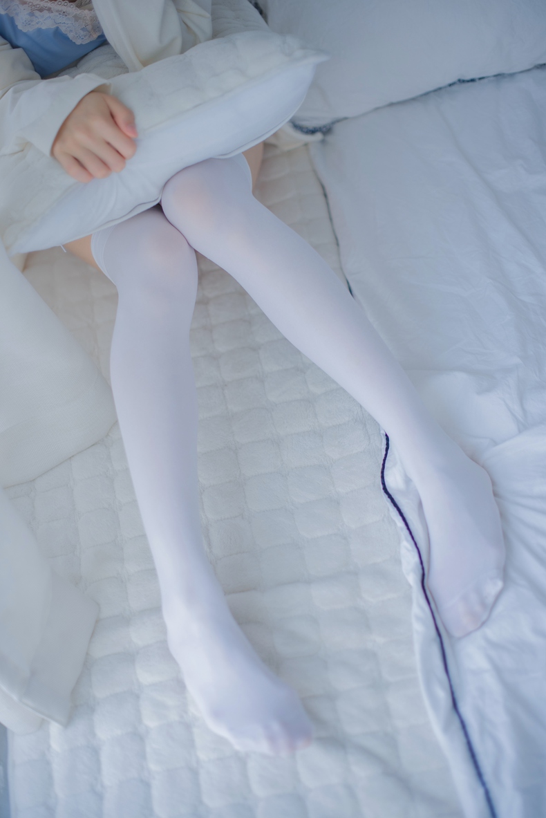 白丝 4