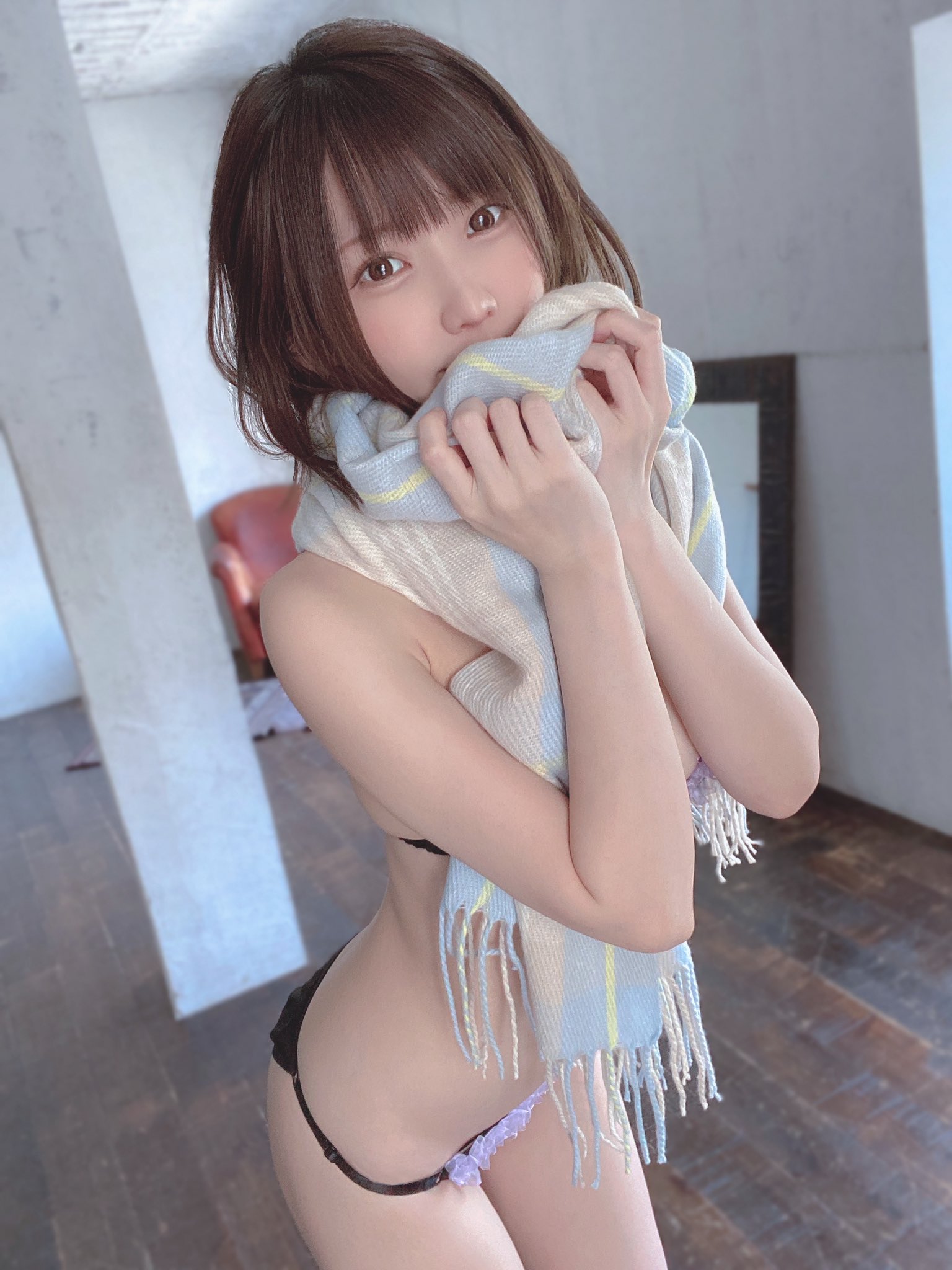 enako 5